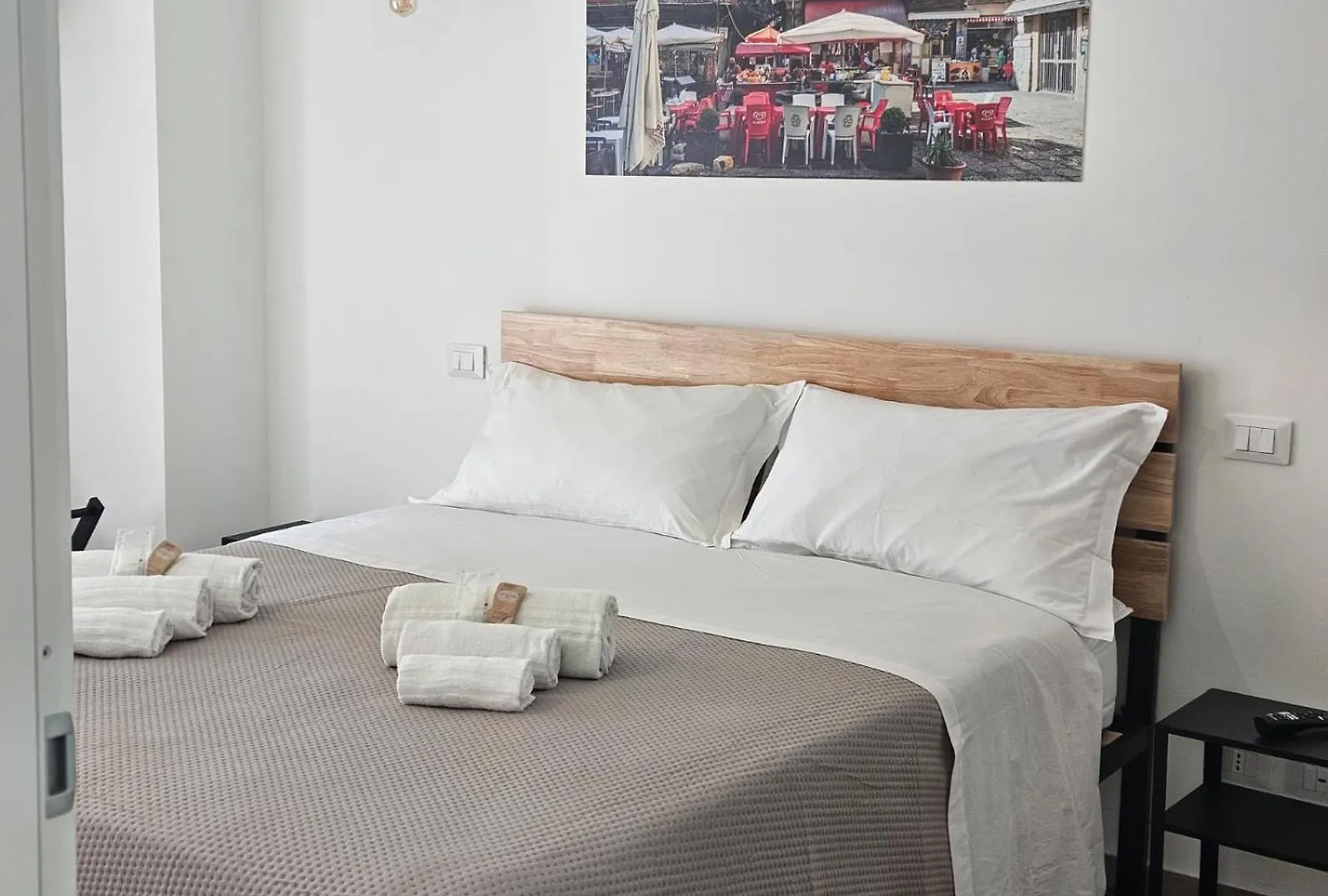 Porta D Ossuna Comfort Apartments Палермо 0*,  Италия