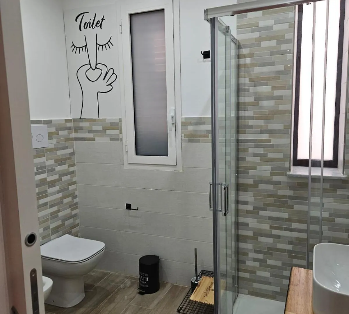 Porta D Ossuna Comfort Apartments Палермо 0*,